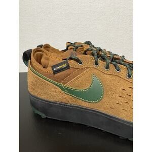 Nike C1TY Premium Cordura Light British Tan Black Fir Size 9.5